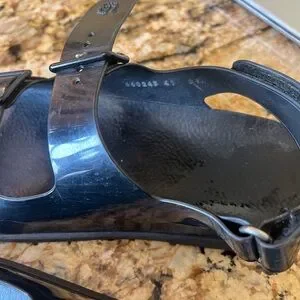 Gucci | Shoes | Gucci Isla Sandals Sz 4 | Poshmark display picture 2